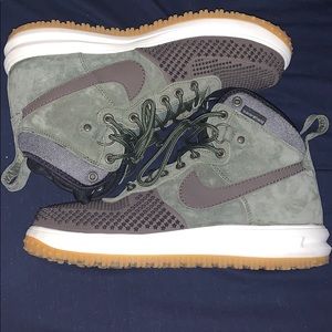 Nike DuckBoots. Sz10 (OG Army Green)